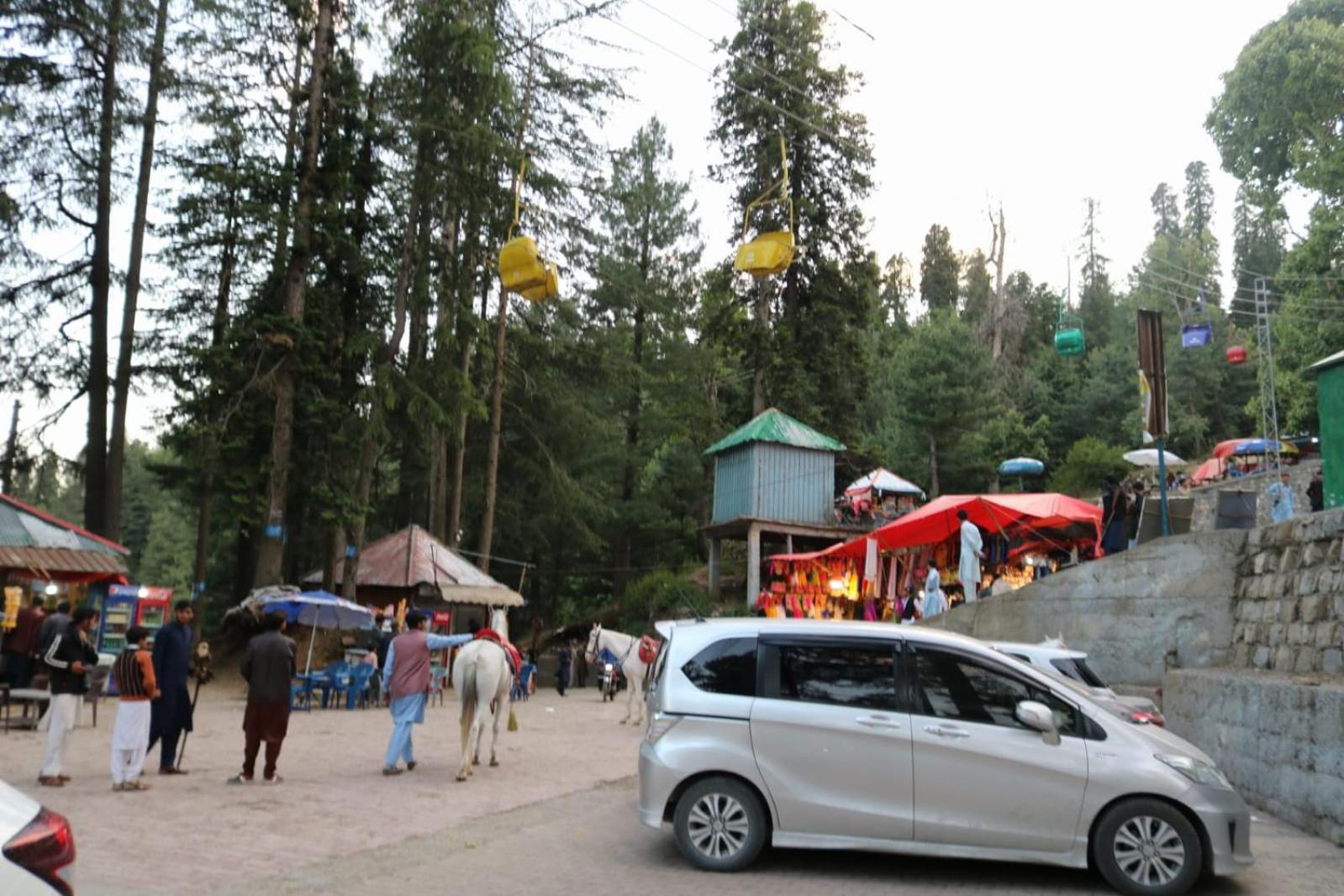 Umda Hotel Montana Nathia Gali Exteriér fotografie